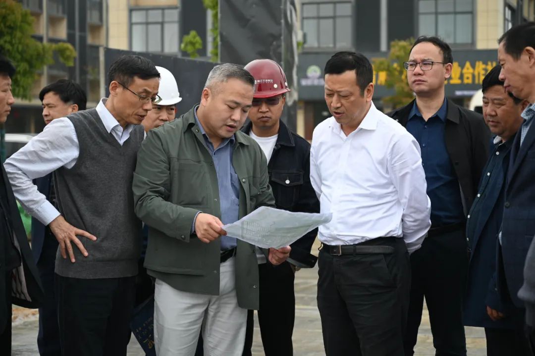 鄱阳县委书记周金明率队调研县部分工业和文旅重点项目